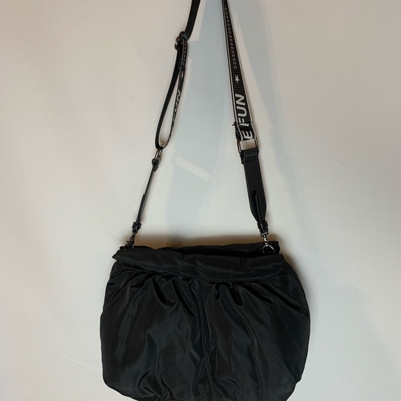 Zara Black Bucket Bag puffi soft - Picture 6 of 12